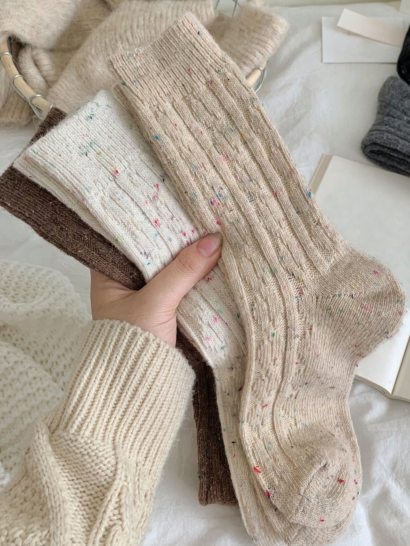 3Pairs Women'S Thick Warm Wool Vintage Style Mid-Calf Socks for Autumn and Winter, Fall