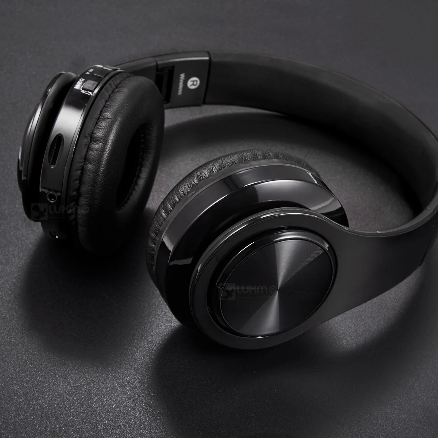 Bluetooth Headphones LUXMO Wireless Noise Cancelling Headphones 